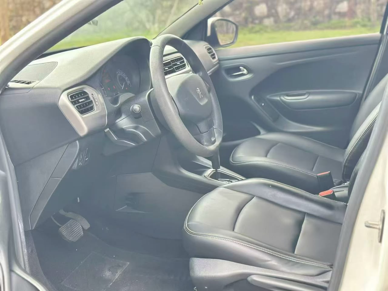 2014 Peugeot 301