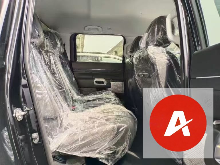 2026 Nissan Frontier Custom Luxury Edition