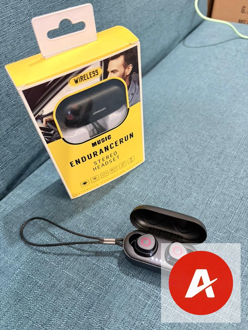 Bluetooth Earbuds